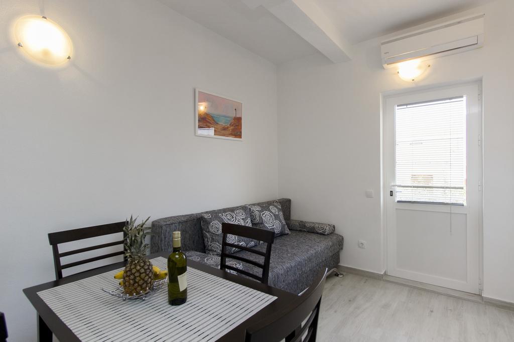 Apartments Zoran 피로바츠 외부 사진